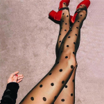 Vasaros nailono ta&scaron;keliais ra&scaron;ytos moteri&scaron;kos seksualios pėdkelnės moteri&scaron;kos tinklelio tinklelio besiūlės pėdkelnės merginoms, mielos juodos baltos &scaron;ilko aptemptos juoda