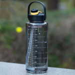 1,5 l / 2 l / 3 l Didelės talpos sportinis vandens puodelis su buteliu, nepralaidus, su laiko žymekliu ir &scaron;iaudeliu, plastikinis, skirtas namams, lauko sportui 1.5L-3L
