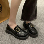 Fashion Pumps Moteri&scaron;ki Loafers Slip ant Odinės kanopos Vidutiniai kulniukai Metaliniai Oksfordo batai su sagtimi moterims Platforminiai didelio dydžio batai 35 juoda