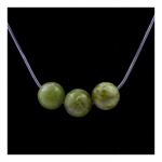 Pierres et Min&eacute;raux. Collier 3 perles Serpentine 8 mm Chaine en acier inoxydable.