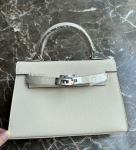 24 Nauja Natūralios Odos Moteri&scaron;ka Rankinė Su Delno Ra&scaron;tu Mini 22CM25 Krep&scaron;ys Sidabrinė Sagtis Rankinė Vienu Petimi Įstrižai 25CM+1 shoulder strap with lock