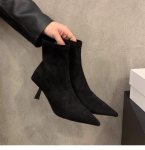 Auk&scaron;takulniai smailūs rudi zom&scaron;iniai trumpi batai moterims 2026 m. nauji rudens ir žiemos su zom&scaron;iniais prancūzi&scaron;kais ankle boots 35 juoda