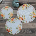 NAUJA satininė rožės gėlės siuvinėta stalo padėkliukas audinys Vestuvių Kalėdų vakarėlio padėkliukas virtuvės stalo dekoravimas ir aksesuarai round 20cm