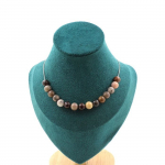 Pierres et Min&eacute;raux. Collier 15 perles Bois p&eacute;trifi&eacute; 8 mm. Chaine en acier inoxydable Collier femmes, hommes. Taille personnalisabl