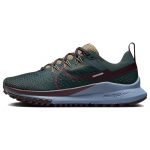 Nike React Pegasus Trail 4 Gilios Džiunglės Chaki Pelėsinis Arduolis Naktinis Raudonasis Moteri&scaron;ki Bėgimo Bateliai DJ6159-301 36 žalia