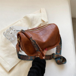 Yogodlns Vintage pečių krep&scaron;ys moterims PU odinis pagalvės krep&scaron;ys Prabangus Style Crossbody Bag Lady Messenger Bag Moteri&scaron;kas piniginė 27x10x16cm ruda