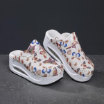 Moteri&scaron;kos ortopedinės klumpės, medicininiai sabo batai, neslystantys &scaron;lepetės, slaugytoja, gydytojas, aku&scaron;erė 40