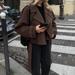 Moterų vilnos mi&scaron;inio paltas Didelė apykaklė Trumpas su diržu Striukė Madingas dvieilių sagų Žieminis vilnonis paltas su diržu Slim Fit XL tamsiai ruda spalva