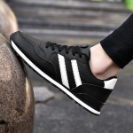 Mada Auk&scaron;tos Kokybės Vyri&scaron;ki Sportbačiai Oda Laisvalaikio Batai 2024 Ruduo Nauji Kvėpuojantys Vyri&scaron;ki Batai Tenis Vyri&scaron;ki Plok&scaron;čiapadžiai Zapatillas Hombre 38 juoda