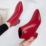 Mada Moteri&scaron;ki Batai Kasdieniai Odiniai Žemi Auk&scaron;ti Kulnai Pavasariniai Batai Moterims Smailianosiai Guminiai Auliukiniai Batai Juodi Raudoni Zapatos Mujer785 39