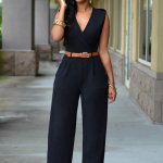 Pavasario vasaros moteri&scaron;kas kombinezonas Sekso mada Laisvalaikio auk&scaron;to juosmens V formos i&scaron;kirptės plačios kelnės su diržu S juoda