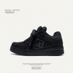 2025 m. pavasario/vasaros madingi unisex sportbačiai - balti 'duonos' stiliaus vyrams ir moterims Size 43