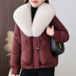 Madingas moteri&scaron;kas trumpas parkas žieminis paltas su didele dirbtinio kailio apykakle, storas, &scaron;iltas, eleganti&scaron;kas moteri&scaron;kas &scaron;varkas 3XL vyno raudonos spalvos