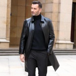 Vyri&scaron;ki vidutinio ilgio odiniai vėjo paltai Vidutinio amžiaus ir vyresnio amžiaus odiniai paltai Verslo laisvalaikio atvartas Vyri&scaron;ki odiniai paltai L juoda