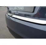 VW Volkswagen T-ROC &ndash; Chromuota bagažinės apdaila &ndash; Bagažinės dangčio akcentas &ndash; Auk&scaron;čiausios kokybės automobilio galinė detalė &ndash; blizgesio stipriklis
