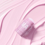Rose Solid kaukė sutraukia poras ir drėkina su drėkinamuoju tepinėlio valymo purvo kauke
