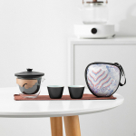 Kini&scaron;kas arbatos rinkinys Kung Fu Pot arbatinukas ir puodelis arbatos indai laipiojantiems &scaron;eimos draugams