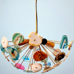 Natūralus akmuo agatas Light Sputnik liustra Premium Half Urchin žalvario namų interjero &scaron;viestuvas Prabangus lubų &scaron;viestuvas 22 Inches Diameter