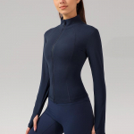 Moteri&scaron;kas greitai džiūstantis, prigludęs ilgomis rankovėmis fitneso &scaron;varkas lauko bėgiojimui, jogai ir treniruotėms Small