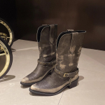 Moteri&scaron;ki retro kauboji&scaron;ki vidutinio ilgio aulinukai, kauboji&scaron;ki kvadratiniai kulnai, smailianosiai, platforminiai, moteri&scaron;ki stambūs kulnai, vakarieti&scaron;ki smailianosiai, metaliniai botos 35