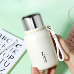 Auk&scaron;tos vertės 316 nerūdijančio plieno termosinis puodelis Mini vandens puodelis su pakėlimo virve Ne&scaron;iojamas puodelis Berniukų ir mergaičių puodelis 500ml