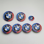 7 vnt. BMW emblemos rinkinys 82mm 74mm 45mm 56mm 68mm Automobilio priekinio dangčio logotipas Galinės bagažinės ženklelis Ratų E32 centriniai gaubteliai Vairo lipdukas 82 74 45 56X4