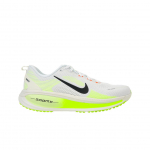 Nike Vomero 18 Balti Volt Vyri&scaron;ki sportbačiai Barely-Volt Juodi HM6803-120 43 white