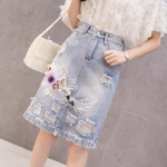 Džinsinis sijonas su auk&scaron;tu juosmeniu karoliukų kutais, skirtas moterų vasaros madai L