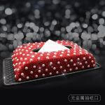 Automobilis, vežantis popierinę animacinių filmų dėžutę - tipo popierinė dėžutė moteri&scaron;ka miela kūrybinga gręžimo automobilio vidaus reikmenys dekoratyviniai &scaron;alikų užvalkalai