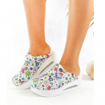 Moteri&scaron;kos ortopedinės klumpės, medicininiai sabo batai, neslystantys &scaron;lepetės, slaugytoja, gydytojas, aku&scaron;erė 40