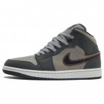 Air Jordan 1 Mid SE Night Stadium Vyri&scaron;ki sportbačiai Pilki Juodi Plok&scaron;telės Alavo FQ8338-017 42.5