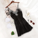 Seksualus Ice Silk Sling naktinis mar&scaron;kinėliai su krūtinės ląstele Pižamos moteri&scaron;ki &scaron;ilko naktiniai drabužiai M juoda