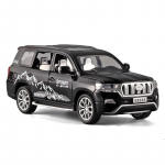 1/32 mastelio &bdquo;Toyota Prado Diecast&ldquo; automobilio modelio žaislas, patraukiama atgal žaislinė transporto priemonė su garsu ir &scaron;viesa vaikams, mažiems berniukams, mergaitėms, dovanų kolekcija 1/32-15.5x6.5x6cm juoda