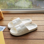 Moteri&scaron;kos itin lengvos &scaron;lepetės su debesimis Sandalai Vasaros paplūdimio Mink&scaron;tas padas Moteri&scaron;kos &scaron;lepetės EVA Vyri&scaron;kos Moteri&scaron;kos Namai Vonios kambarys Neslystančios &scaron;lepetės 36-37 balta