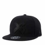 Auk&scaron;tos kokybės vyri&scaron;kos ir moteri&scaron;kos &bdquo;Snapback&ldquo; kepurės X siuvinėti plok&scaron;čių kra&scaron;tų beisbolo kepuraitės jaunimo hiphopo kepuraitės