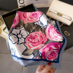 70 * 70 cm Naujas &scaron;ilko mažas kvadratinis &scaron;alikas, skirtas moterų kaklo apsaugai, profesionalus &scaron;alikas Universalus plaukų kaklarai&scaron;tis galvos skara 70*70cm