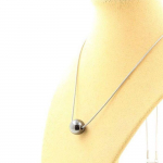 Pierres et Min&eacute;raux. Collier 1 perle H&eacute;matite 12 mm Chaine en acier inoxydable.