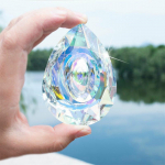 Kabantys kristalai Prism Suncatcher &scaron;viestuvų dalys, skirtos langų dekoravimui 50mm