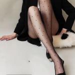 Juodos kojinės Seksualios kojinės su &scaron;irdelėmis Mi stiliaus kojinės su ta&scaron;keliais Vasarinės nuogo pojūčio juodos &scaron;ilkinės Jk itin plono stiliaus One Size