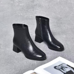 Moteri&scaron;ki masyvaus kulno aulinukai: 2025 Retro Vidutinio auk&scaron;čio kulnas, Universalus rankenos tekstūros pavir&scaron;ius, &Scaron;ilta ir patogi oda rudeniui/žiemai. Size 38