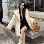 Women's Short White Wool Blend Coat L balta
