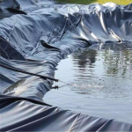 Tvenkinio danga Sodo baseinas Armuotas HDPE Sunkus Kra&scaron;tovaizdžio baseinas Tvenkinys 2x4M