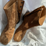 Leather Split-toed Pig's Trotters Short Boots Women's One-Pedal Medium Heel Vintage Chelsea Boots Broad Heel Martin Boots 35