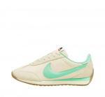 Nike Pacific laisvalaikio batai Moteri&scaron;ki HM4771-108 Dydis 37.5 smėlis