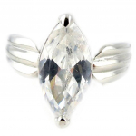 Bague Cr&eacute;ateur 'Courtisanes' Blanc 60 balta