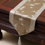 Nauja kini&scaron;ko stiliaus austa brokato stalo vėliava &Scaron;iuolaikinės mados paprasta stalo vėliava kaimo valgomojo stalo arbatos stalo staltiesė 33*300cm
