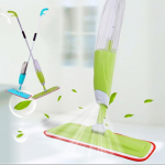 Aplinką tausojantys 360 laipsnių vandens pur&scaron;kimo &scaron;luostės buitinių grindų valymo įrankiai