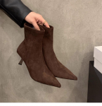 Auk&scaron;takulniai smailūs rudi zom&scaron;iniai trumpi batai moterims 2026 m. nauji rudens ir žiemos su zom&scaron;iniais prancūzi&scaron;kais ankle boots 35