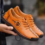 Vyri&scaron;ki odiniai batai Sneaker 2023 Nauji odiniai rankų darbo batai Vyri&scaron;ki laisvalaikio batai 42 geltona