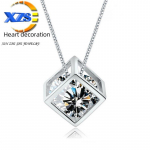 Korėjieti&scaron;kos versijos Love Cube deimantinis cirkonio pakabukas karoliai moterims single pendant without chain balta